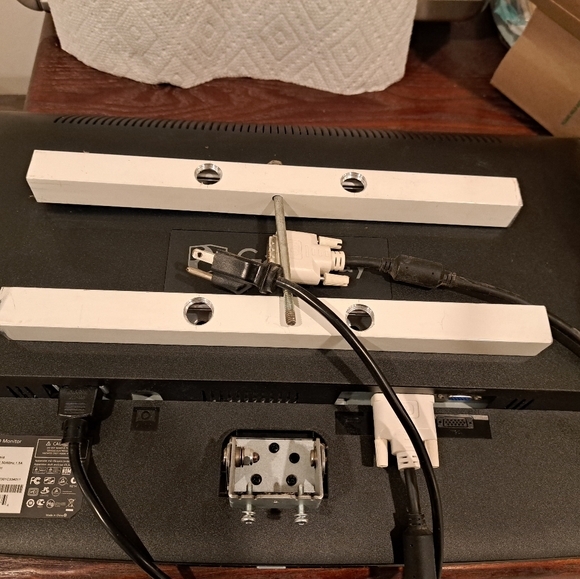 Monitor - Picture 10 of 10